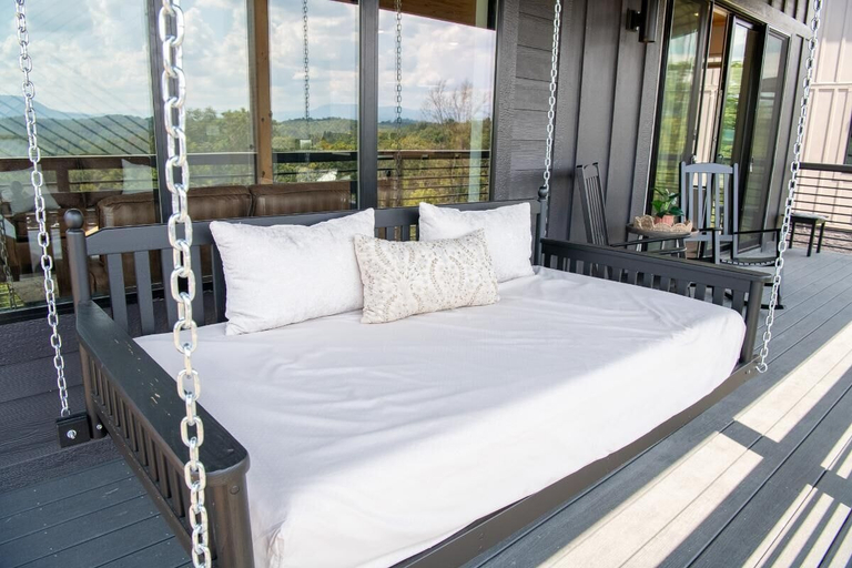 Terrace/patio, Serenity Awaits, Sevier