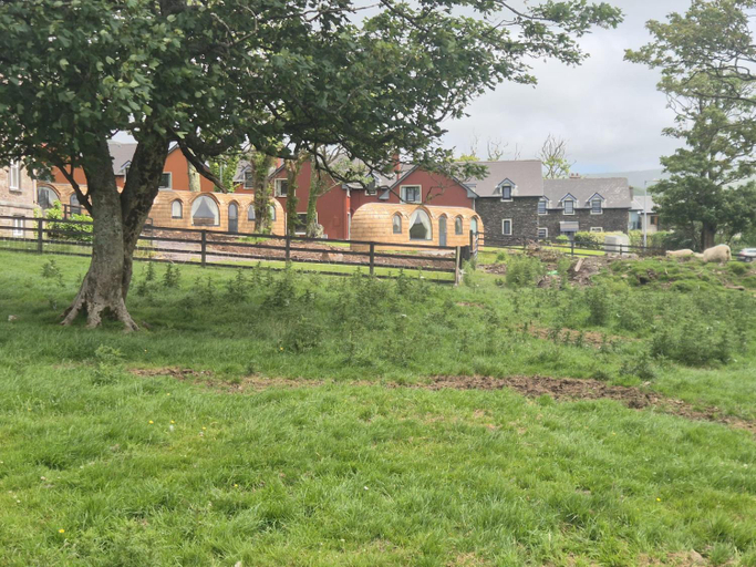 Others 4, Dingle Courtyard Cottages & Luxury Cabins