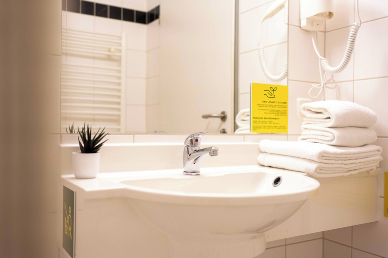 Bathroom 4, SLEEEP Hotel Sattledt, Wels Land