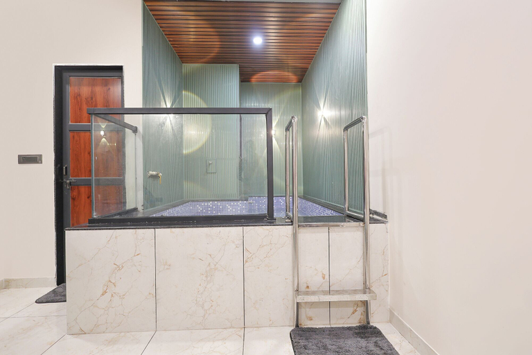 Pool 4, Fabhotel Prime Shyam Emprial, Sikar