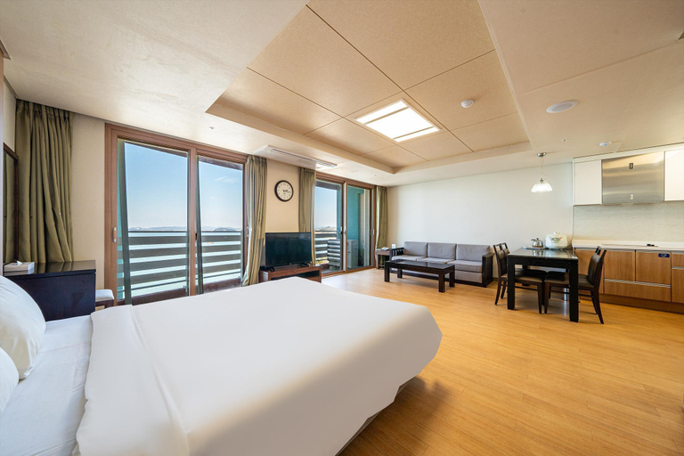 Bedroom 3, Beache Palace, Boryeong