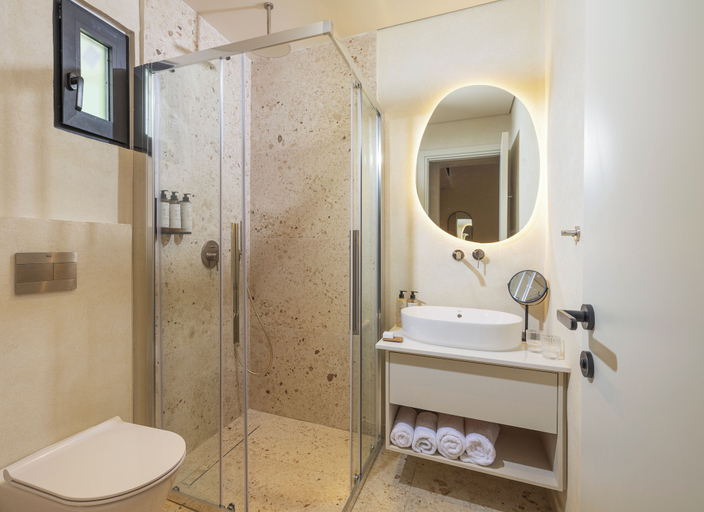 Bathroom 4, Greek Village - Latchi הכפר היווני - כשר
