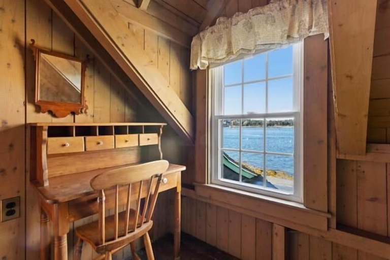 Interior 5, Marshall Point Cottage, Classic 5-bedroom, Knox