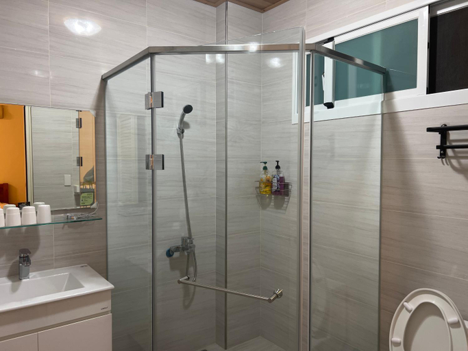Bathroom 3, Ode to Mansions B&B, Taitung