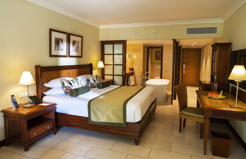 Bedroom 3, Maritim Resort & Spa Mauritius