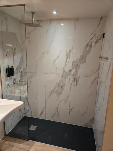 Bathroom 5, Hyperion City Hotel & Spa, Crete