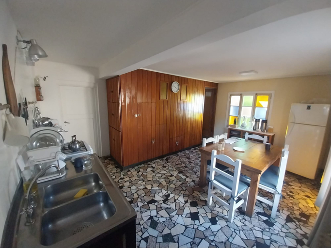 Private kitchen, Casa Central Hostel, Bariloche