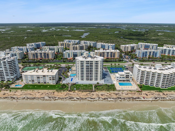 Exterior 3, Seascape Towers 425, Volusia