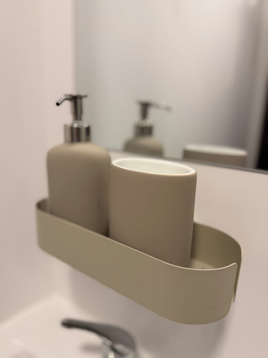 Bathroom amenities, Coopers Lane, Dublin