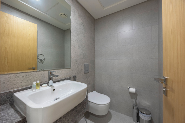 Bathroom 2, Bloomfields 2BR in Radiant Boulevard, Abu Dhabi City