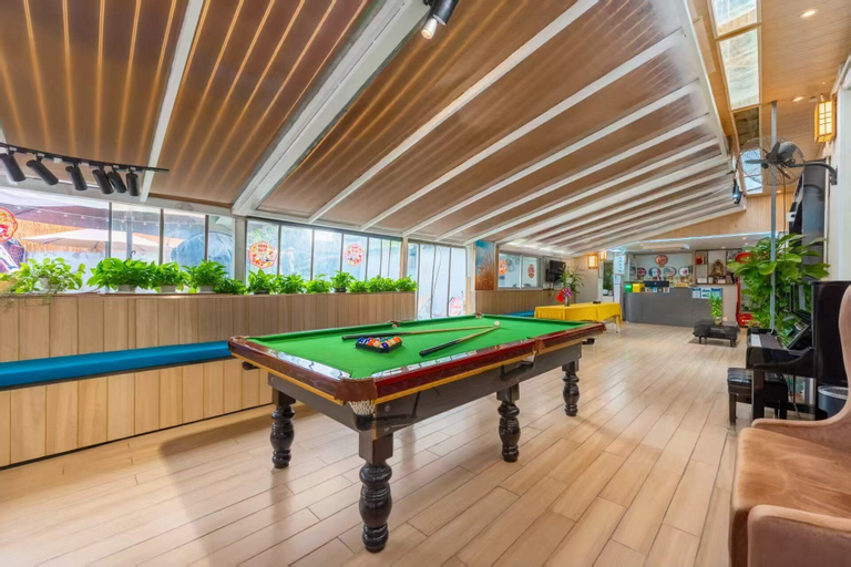 Game room, yipingjuminsu, Shenzhen
