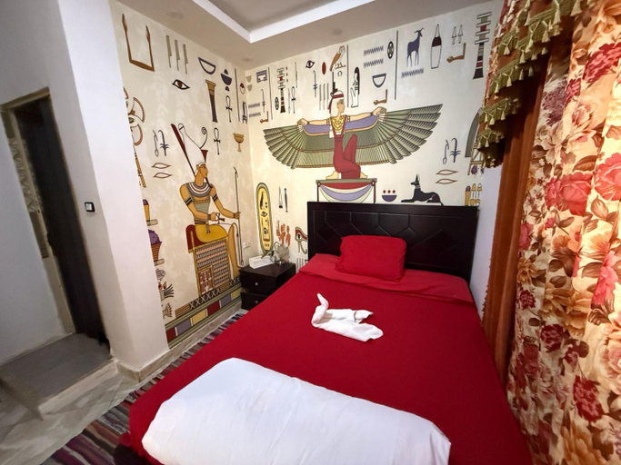 Bedroom 3, Jana pyramids view in 3, Al-Ahram