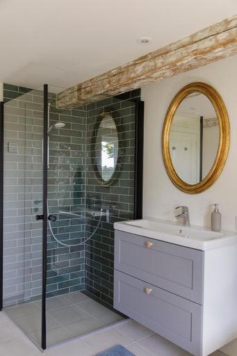 Bathroom, Atma Guesthouse - cozy and simple farmhouse bed & breakfast, Ærø