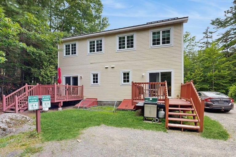 Exterior 2, Convenient Home With Deck, Grill, & Washer/dryer - Walk Into Town & Acadia, Hancock