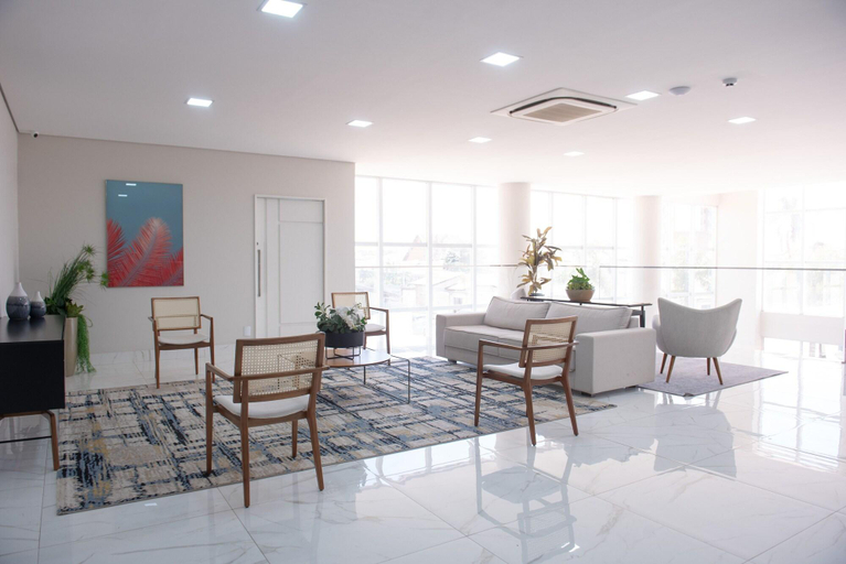 Public Area 2, Bristol Infinity, Rio Claro