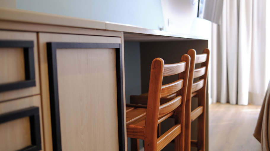 In-room dining 4, Apto Novo e bem localizado, Curitiba