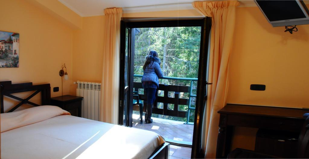 Bedroom 3, Alisma, L'Aquila