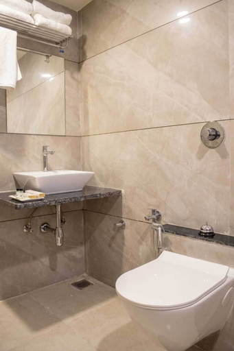Bathroom 3, Hotel Dev Corporate Ahmedabad, Ahmadabad