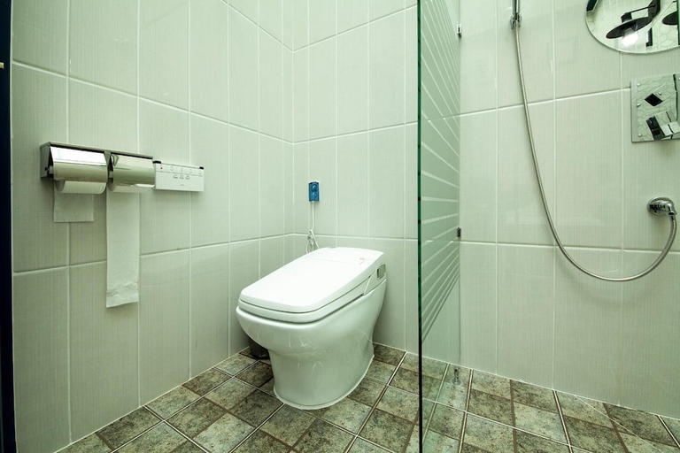 Bathroom 3, Jinju KAI Hotel, Jinju