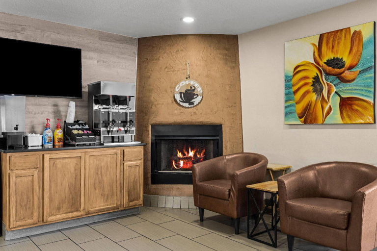 Food & Drinks 5, Baymont by Wyndham Santa Fe, Santa Fe