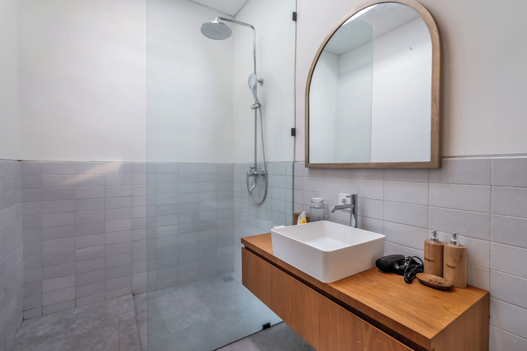 Bathroom 4, VILLA TRATASAN CANGGU, Badung