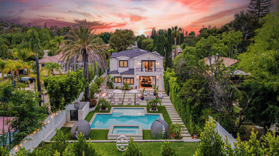 Primary image, Otis Ave, Los Angeles