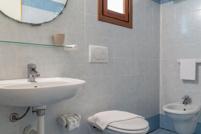 Bathroom 4, Villaggio Innamorata - Villa Gisella, Livorno