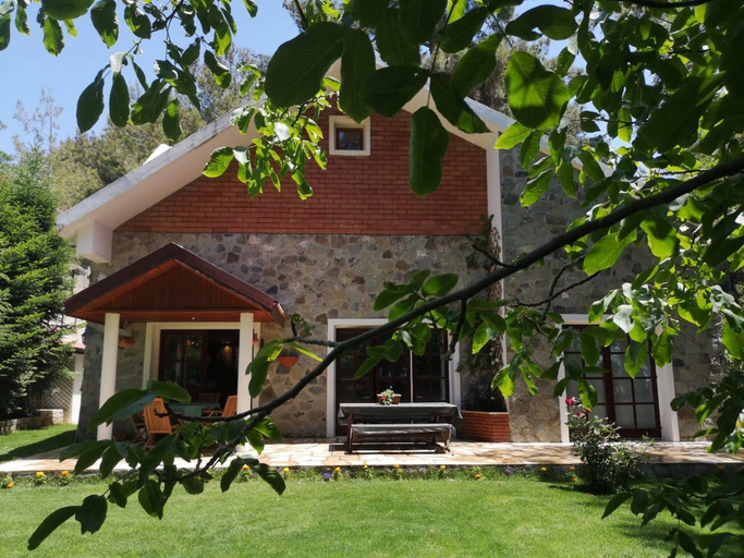 Terrace/patio 4, Villa Enriette - Panoramic Mountain Retreat in Pano Platres, Cyprus