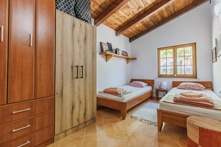 Bedroom 3, Villa Robinson