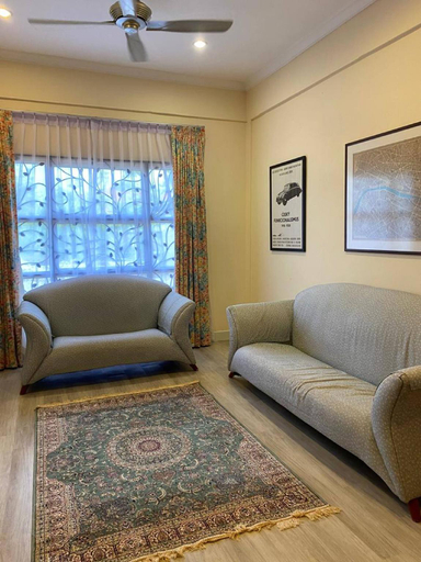 4, Urban Living in Kampung setting, Kuching