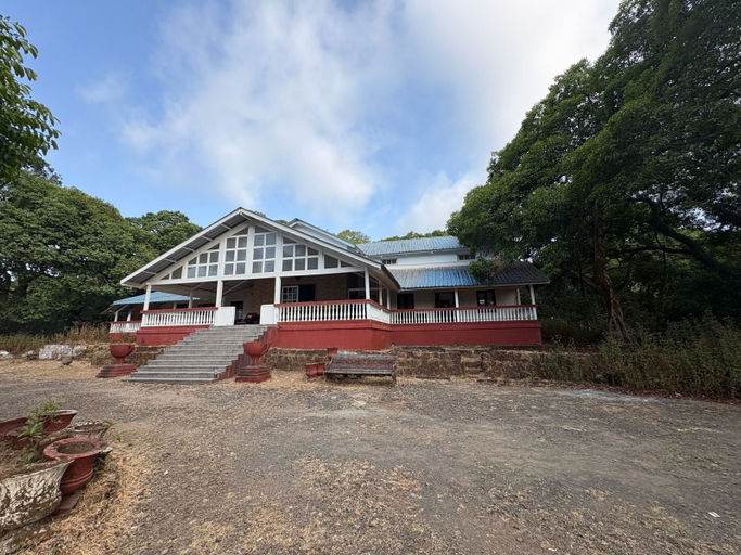 Others 4, Zenith Holiday Home, Satara