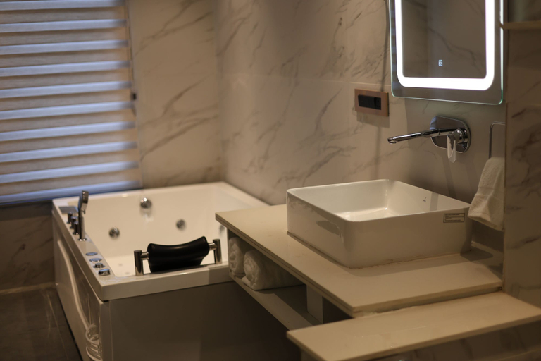 Bathroom 5, Cardinal Stay Kasauli Hills Glory, Solan