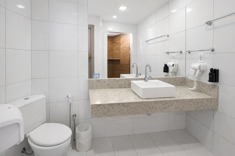 Bathroom 5, ARCUS Hotel Aracaju by ATLANTICA, Aracaju
