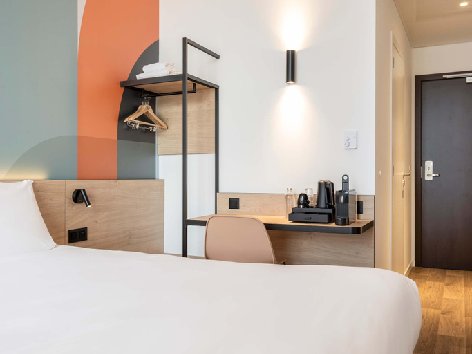 Bedroom 4, B&B HOTEL Namur, Namur