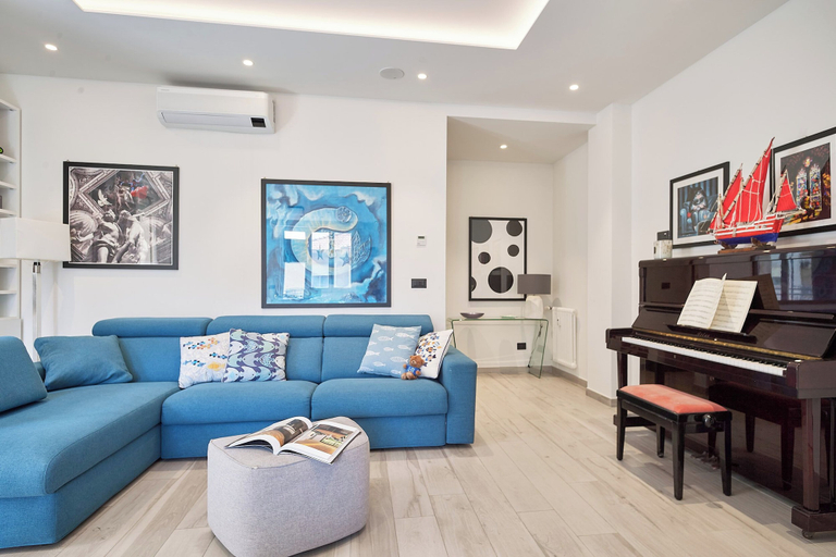 Interior 3, La Casa Delle Note, Savona