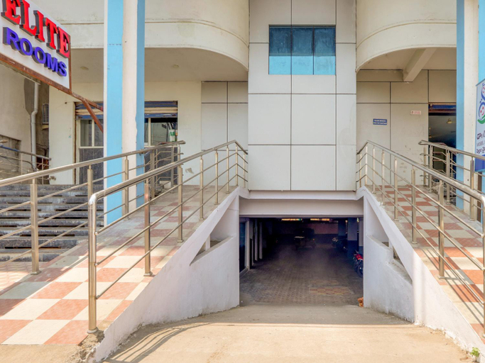 Others 4, Hotel O SS ELITE, Karimnagar