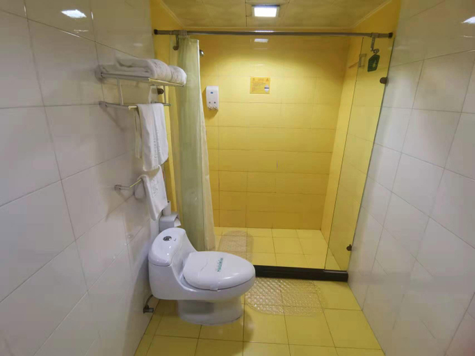 Bathroom 3, Home Inn Beijing Xuanwumen, Beijing