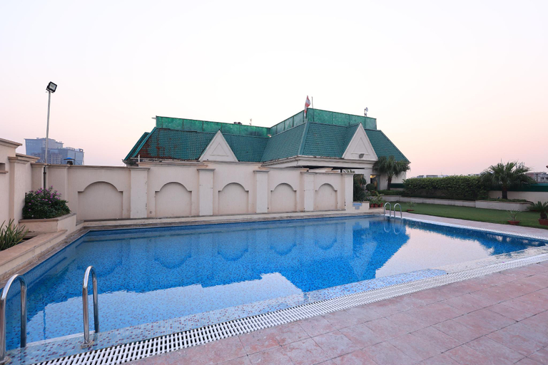 Sport & Beauty 2, Savoy Suites Noida Delhi N.C.R., Gautam Buddha Nagar