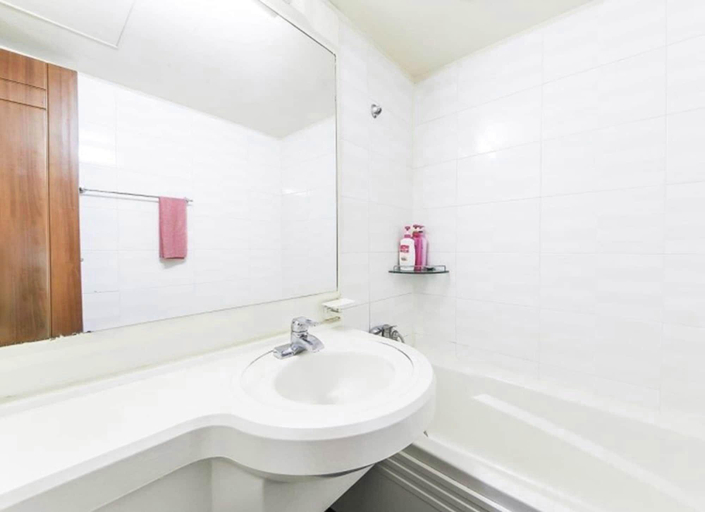 Bathroom, Sangmu Motel Gwangju, Gwangsan