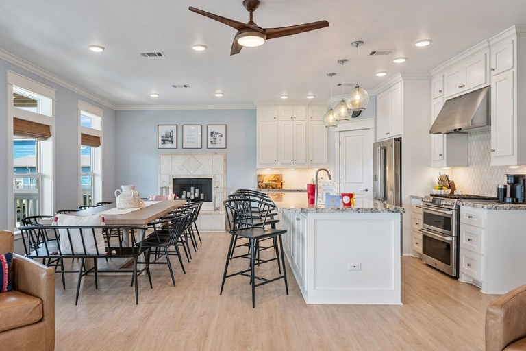 Private kitchen 4, The Big Fish On Redfish 4 Bedroom Home, Galveston
