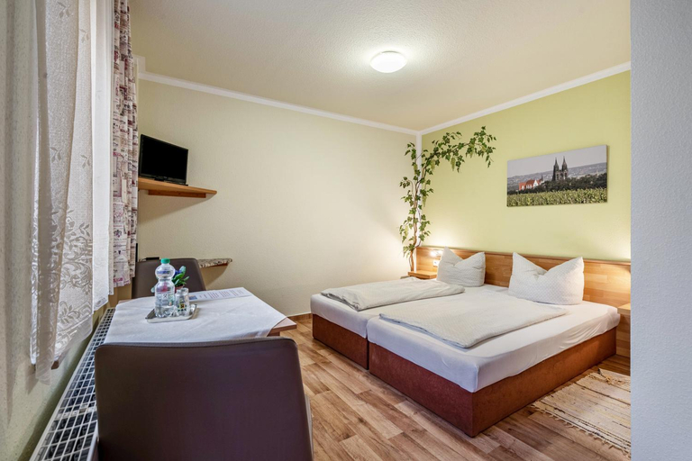 Bedroom 2, Pension Ufert, Meißen