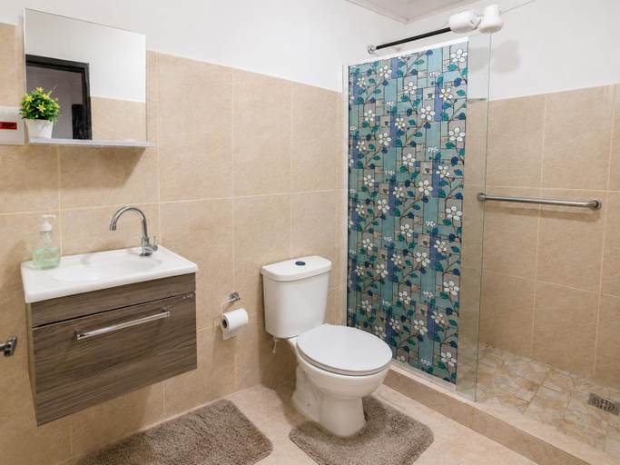 Bathroom 3, Pousada das Estrelas - Centro de Conservatoria - rua principal, Valencia