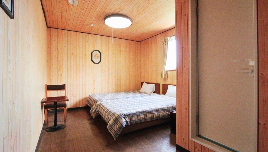 Others 2, Hotel Moc, Myōkō