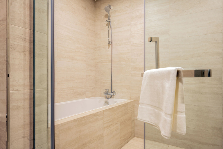 Bathroom 5, Fraser Suites Seef Bahrain, Manama