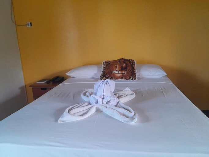 Room 4, Hotel Jardim Tropical, Barcarena