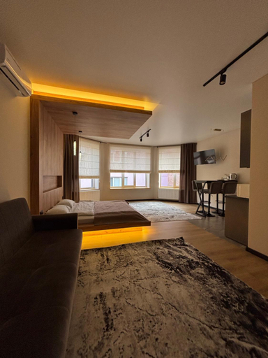 Others 3, Discovery Garden apartments, Khmel'nyts'kyi