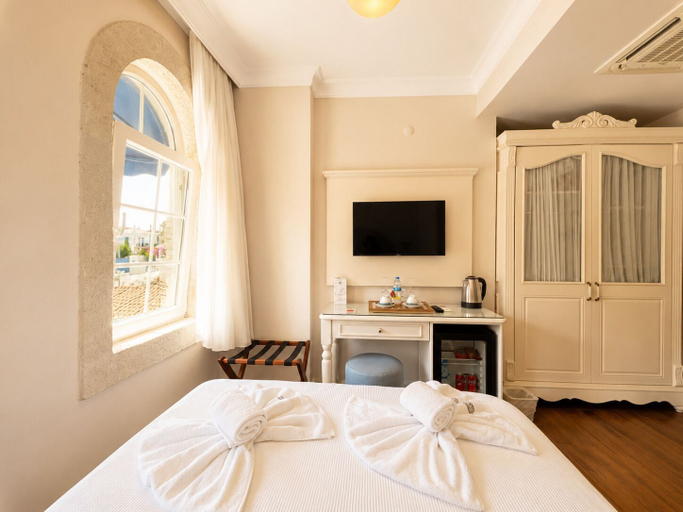 Bedroom 3, Salbakos Herakleia Hotel, Çeşme