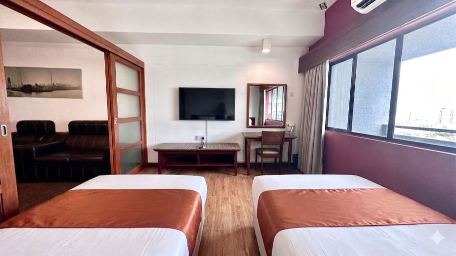 Room 5, 103 Hotel by manatidur, Lipis