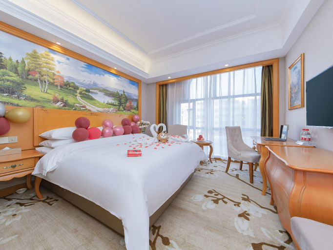 Bedroom 2, Vienna Hotel Hubei Huangmei, Huanggang