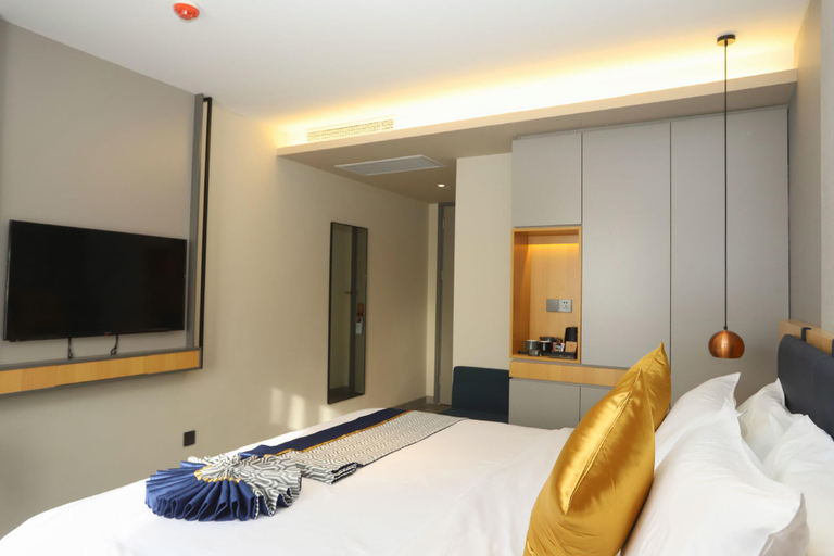 Bedroom 2, Home Inn Style Qiqihar Longhua Road Dashang New Mart, Qiqihar